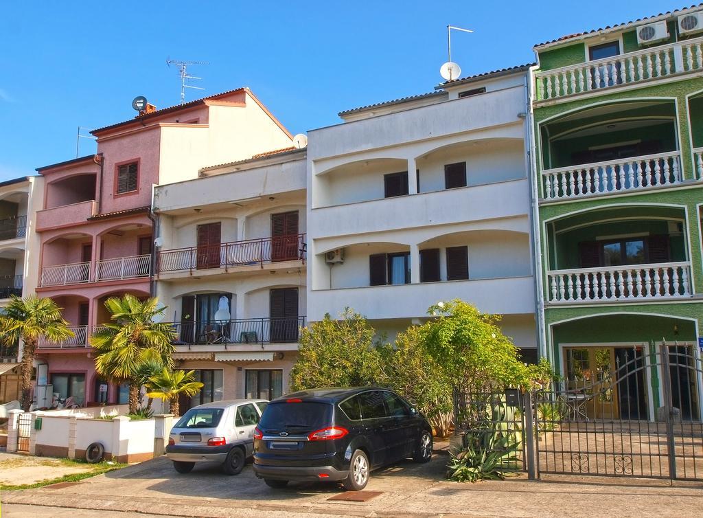 Apartments Dubravka 1315 Vrsar Exterior foto